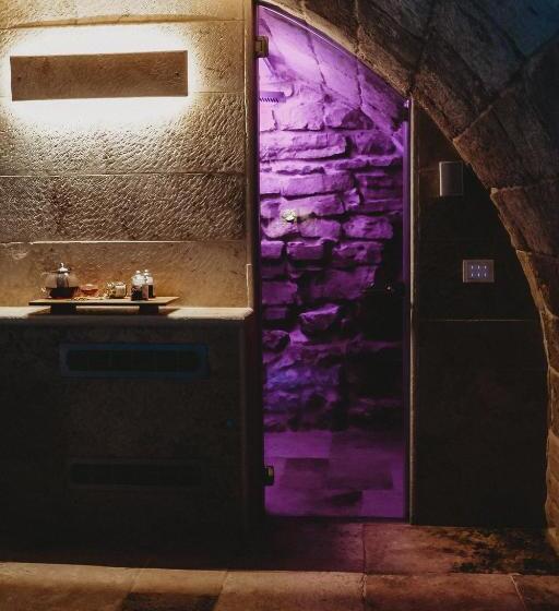 전용 풀장 스위트, Pietraluna Luxury B&b