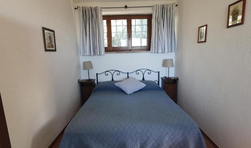 1 Bedroom Apartment Lake View, Poloturisticoumbria Rustico Con Piscina Vista Lago