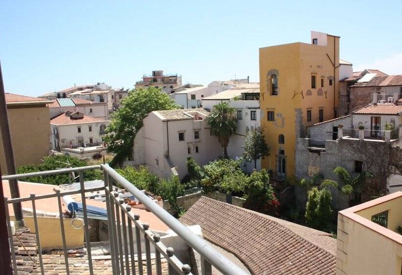 标准间, I Cavalieri Di Malta