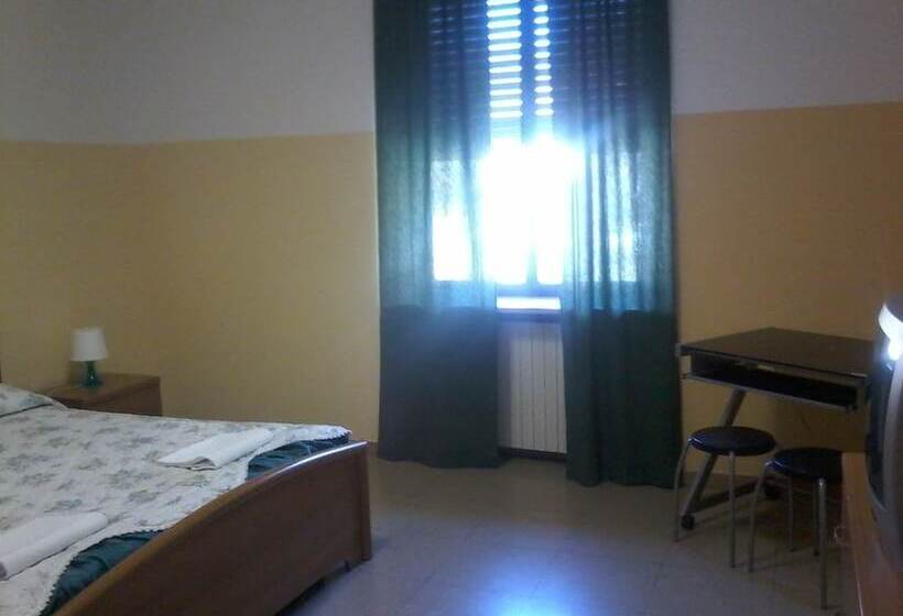 标准间, Il Casello