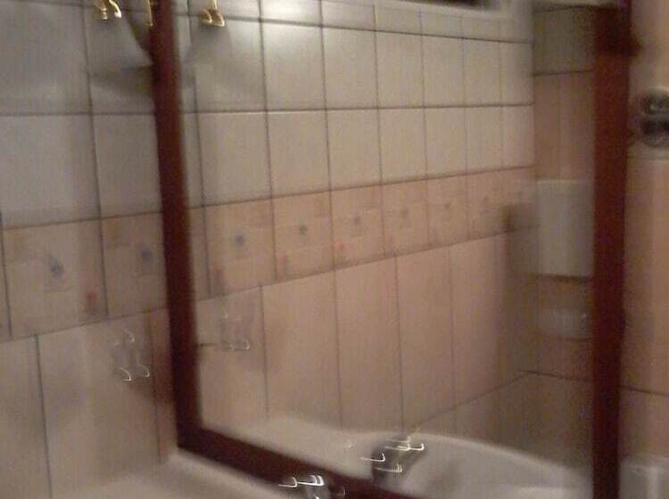 四人标准间, Il Casello