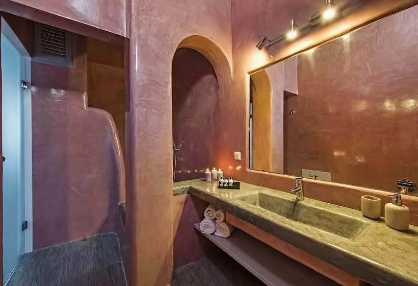 Sviitti Uima-allas, Alizea Villas & Suites