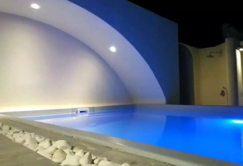 Sviitti Uima-allas, Alizea Villas & Suites