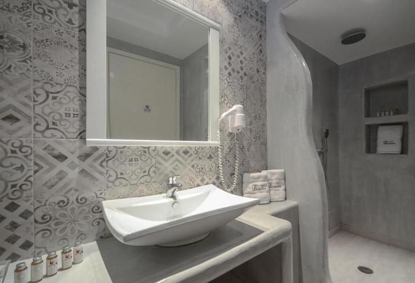 Номер Стандарт, Dimitra