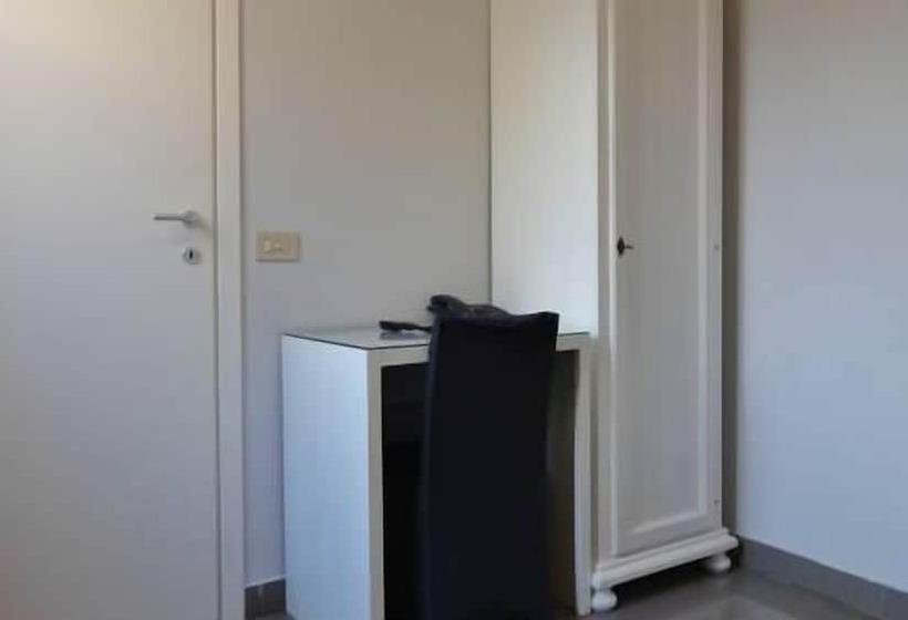 اتاق استاندارد یک نفره, Marte