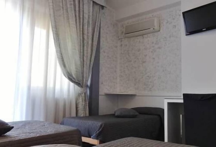 اتاق استاندارد سه نفره, Marte