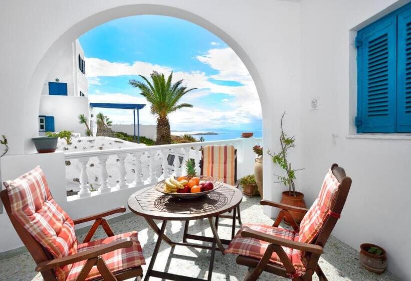 Номер Стандарт Трехместный, Nazos 1