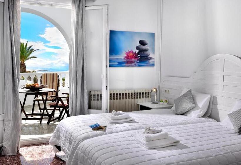 Номер Стандарт Трехместный, Nazos 1