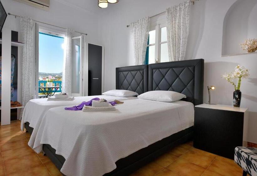 Номер Стандарт с Балконом, Nazos 1