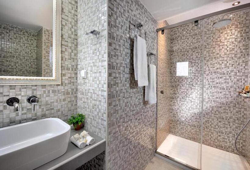 Студия Стандарт Вид на Море, Nazos 1