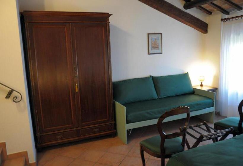 اتاق استاندارد سه نفره, Agriturismo B&b Corte Dei Gioghi