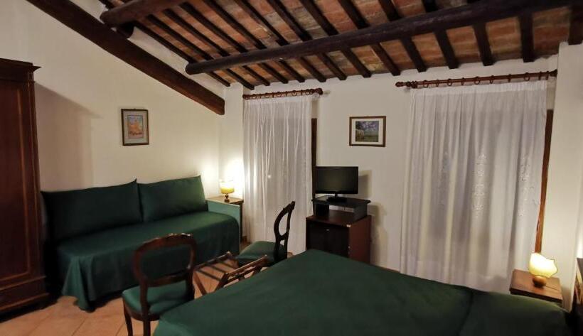 اتاق استاندارد سه نفره, Agriturismo B&b Corte Dei Gioghi