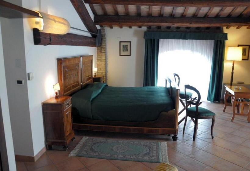سوییت لوکس, Agriturismo B&b Corte Dei Gioghi