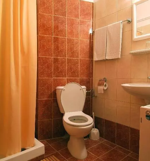 Standard Yhden Hengen Huone, Sibylla
