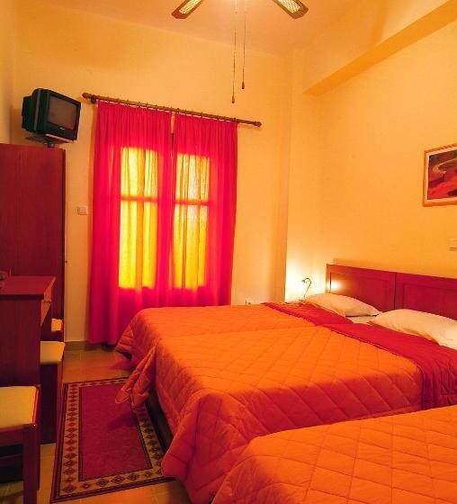 חדר סטנדרט לשלושה, Sibylla