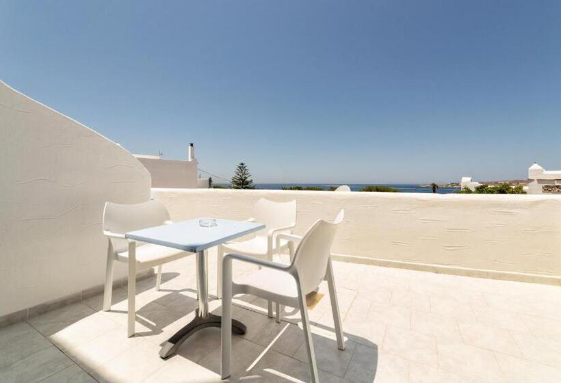 带海景的标准工作室, Stratos Apartments & Studios