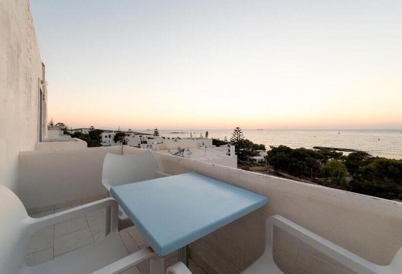 带海景的高档工作室, Stratos Apartments & Studios