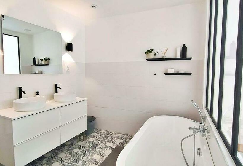 Люкс Повышенной Комфортности, Le Prince   Maison D Hôtes