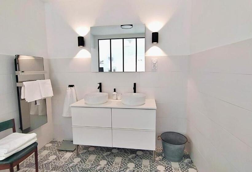 Люкс Повышенной Комфортности, Le Prince   Maison D Hôtes