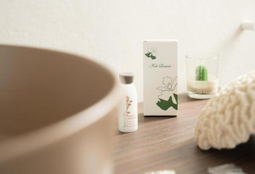 غرفة قياسية سرير كينج, Marezè