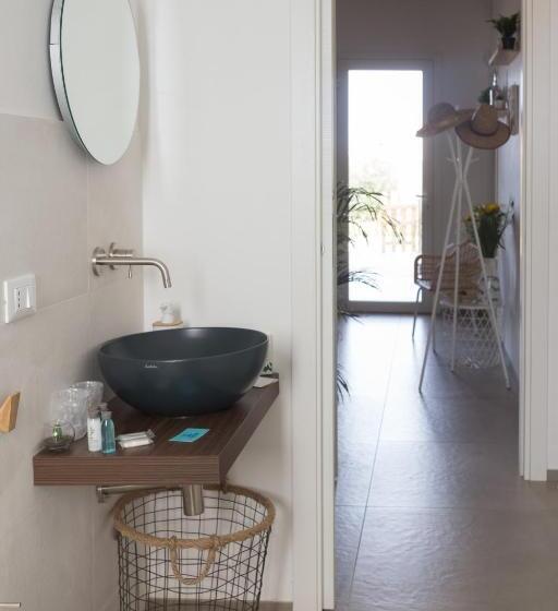 غرفة قياسية رباعية, Marezè