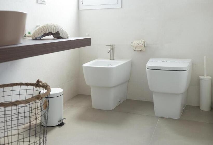 غرفة قياسية سرير كينج, Marezè