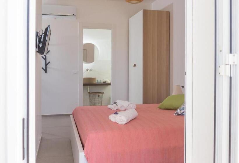 غرفة قياسية سرير كينج, Marezè