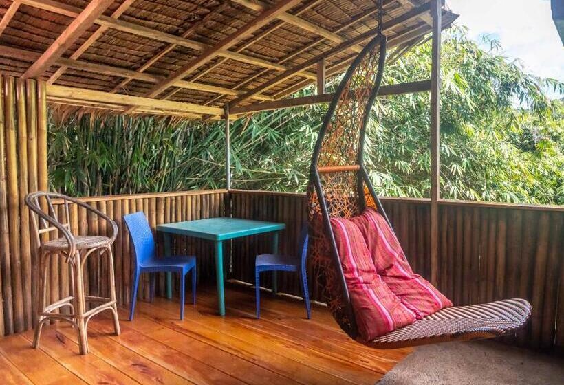 Deluxe Room Mountain View, Blue Moon Guesthouse