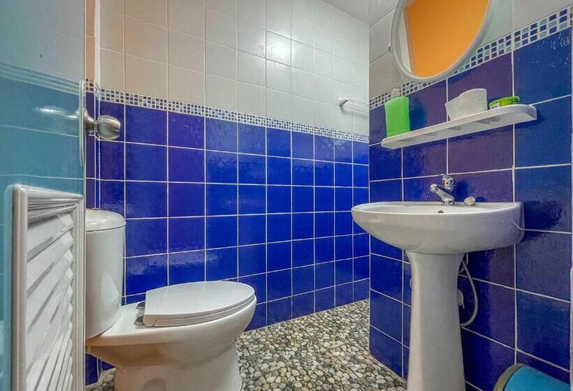 اتاق استاندارد, Blue Moon Guesthouse