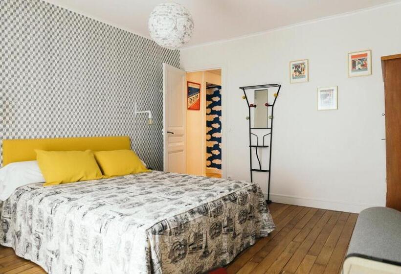 Chambre Standard Salle de Bains Commune, Chez Pépé Merle   Chambres D Hôtes Au Cœur De Paris
