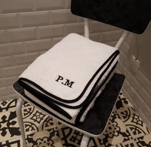 Standard room with outdoor bath, Chez Pépé Merle Chambres D Hôtes Au Cœur De Paris