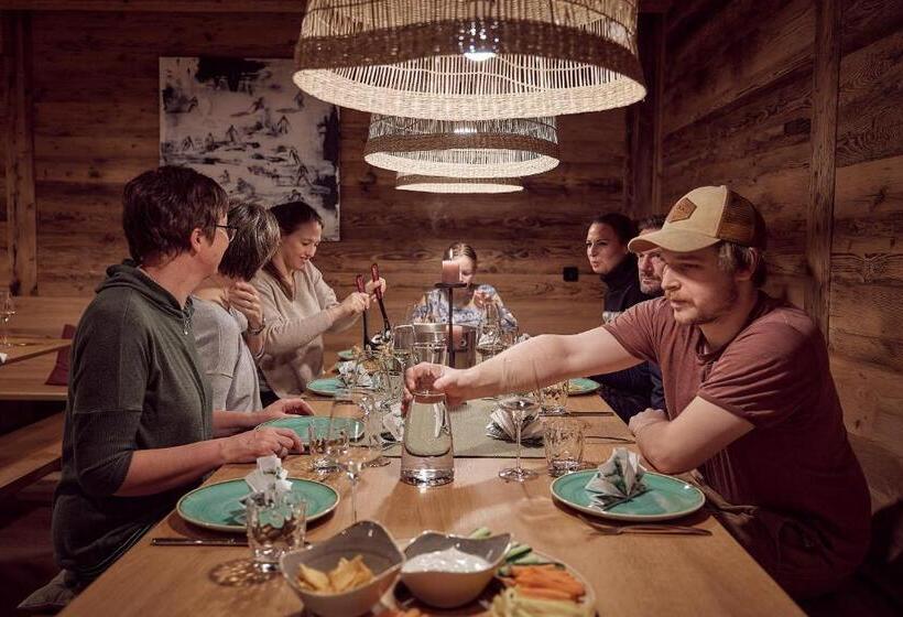 شاليه سوبيريور غرفة نوم واحدة, Berghaus Schröcken   Hotel Apartments Spa