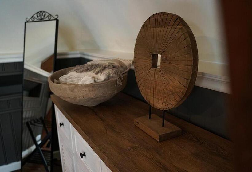 סוויטה דלוקס, Boetiekhotel Ons Oude Raadhuis Digitaal Inchecken Via Sms En Mail