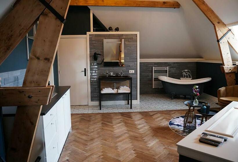 סוויטה דלוקס, Boetiekhotel Ons Oude Raadhuis Digitaal Inchecken Via Sms En Mail