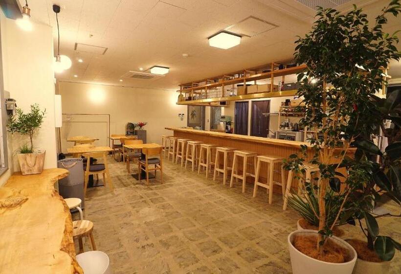 إستوديو قياسى, La Union Twin Room With Share Bath Room   Vacation Stay 31448v