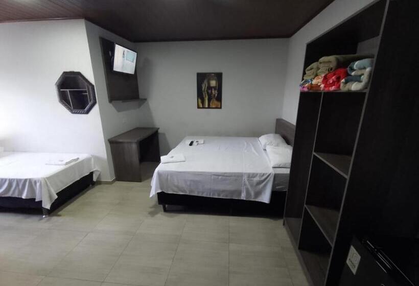 デラックスファミリールーム, Rof