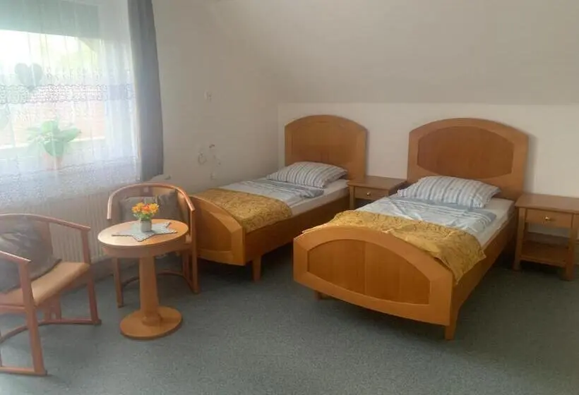 スタンダードルーム, Szelim Motel