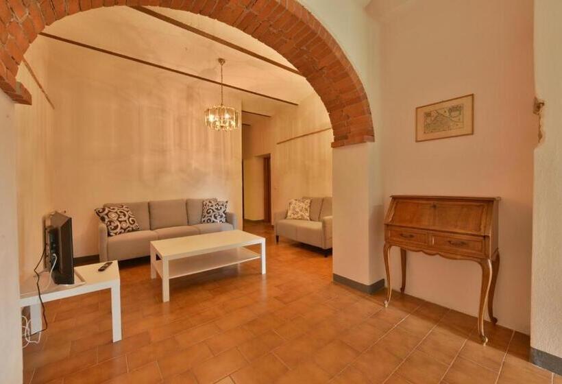 プールの見える1ベッドルームアパートメント, Agriturismo I Poggilunghi