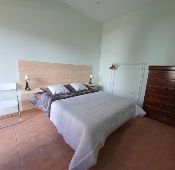 اتاق استاندارد برای معلولان, Alvorada Medieval, Al