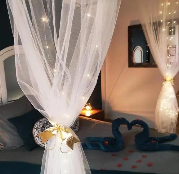 バスタブ付きスタンダードルーム, A L Orée Des Pins   Gite Et Spa De 30 M2  Home Cinéma Et Massage En Sup