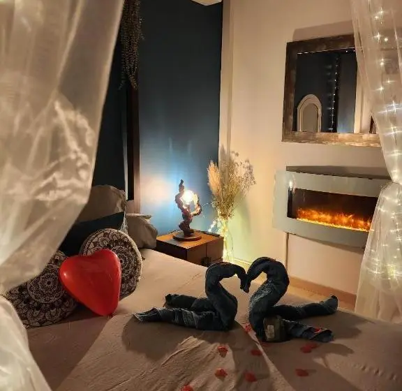 バスタブ付きスタンダードルーム, A L Orée Des Pins   Gite Et Spa De 30 M2  Home Cinéma Et Massage En Sup