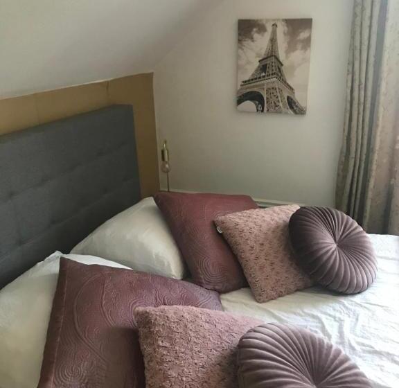 اتاق سوپریور, Villa Sylvania