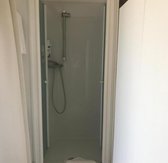 اتاق استاندارد با چشم‌انداز باغ, Villa Sylvania