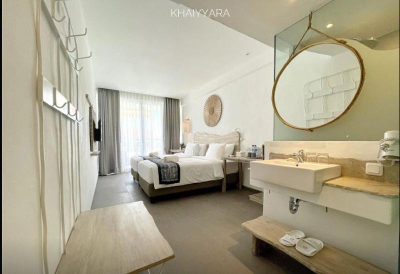 带泳池观景的豪华房, Khaiyyara Jimbaran Bali