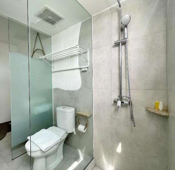 带大床的高级房间, Khaiyyara Jimbaran Bali