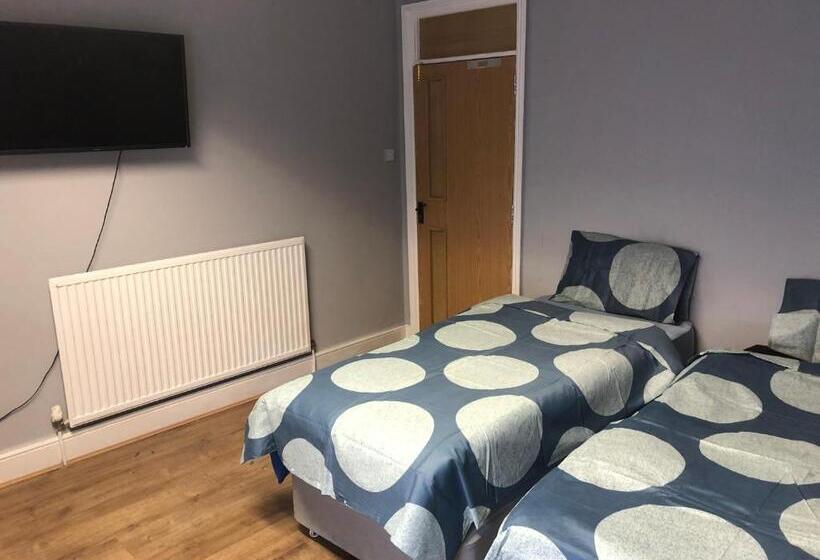 エコノミールーム, Bright Apartments