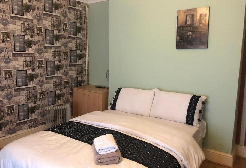 スタンダードルーム, Bright Apartments