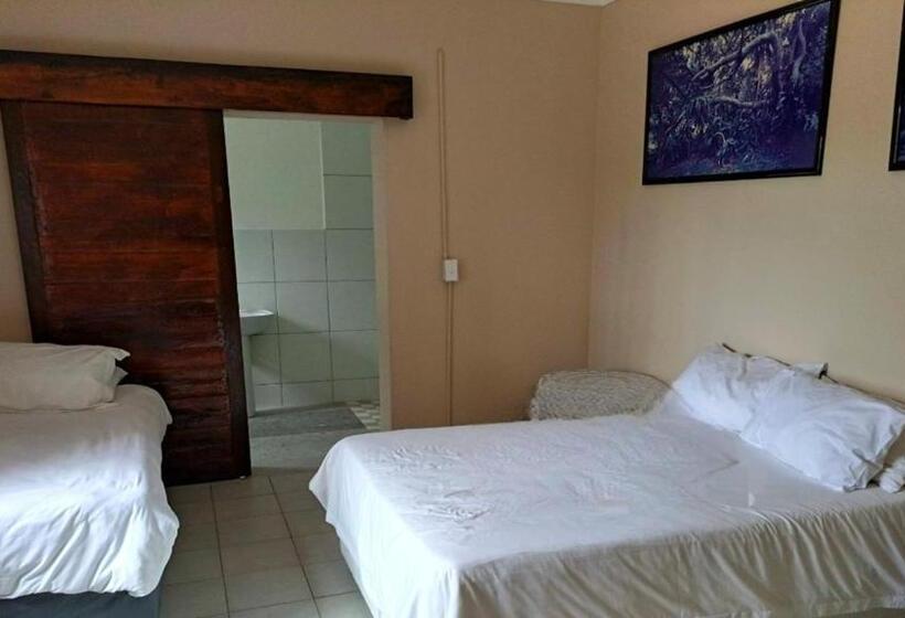 חדר סטנדרט מותאם לאדם עם מוגבלויות, Lagoon Beach House