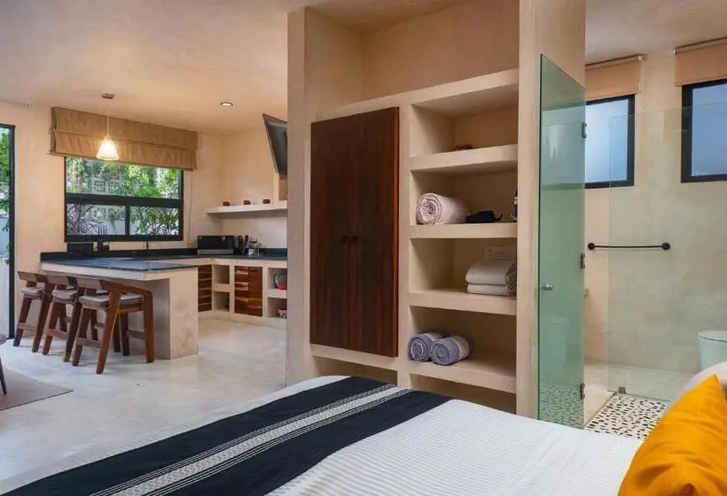 Suite with Pool, Ujo Condo Boutique