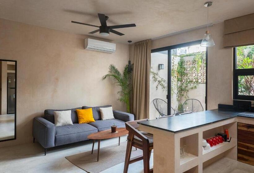 Suíte com Piscina, Ujo Condo Boutique